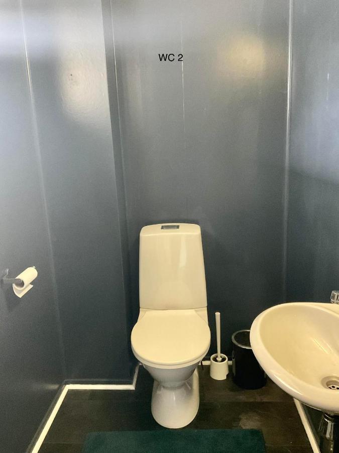 Private Room In Shared Apartment Trondheim Bagian luar foto