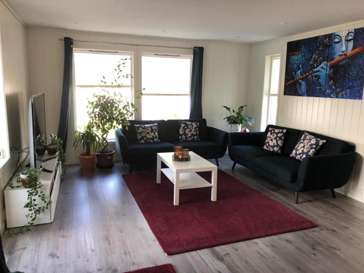 Private Room In Shared Apartment Trondheim Bagian luar foto